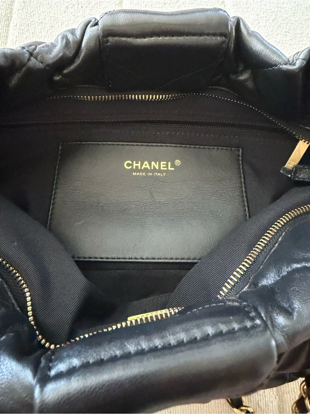 CHANEL 25k Bow Bag Medium Black Quilted Shoulder Bag with Gold CC